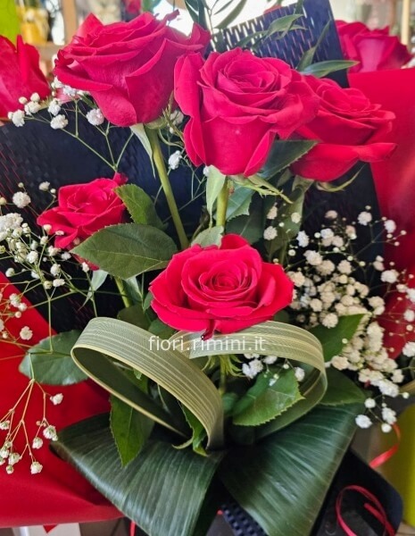 5 ROSE ROSSE GAMBO LUNGO