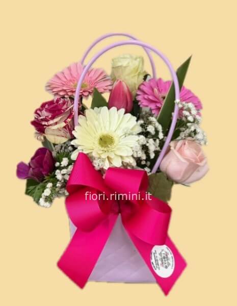 Borsetta con fiori mix rosa